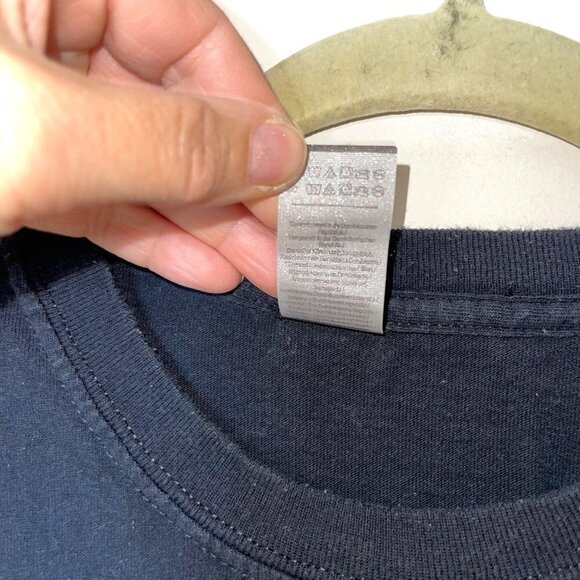 Gildan The Shining Mens T Shirt Black Size Large Vintage White Jack Nicholson - Picture 4 of 8